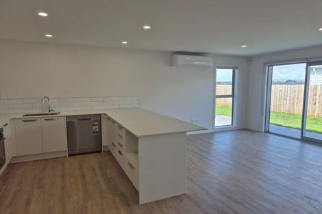 Photo of property in 43 Mangamoteo Street, Lytton West, 4071