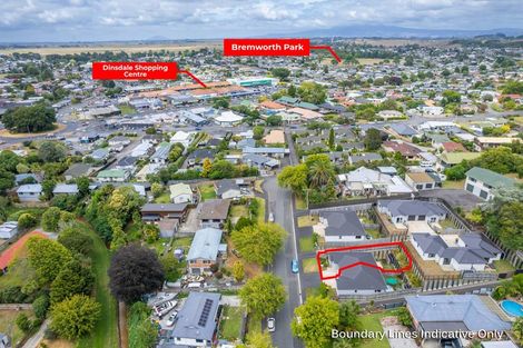 Photo of property in 2/16 Rothwell Street, Dinsdale, Hamilton, 3204