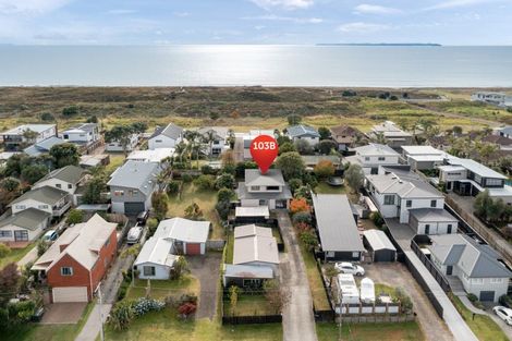 Photo of property in 103b Simpson Road, Papamoa Beach, Papamoa, 3118