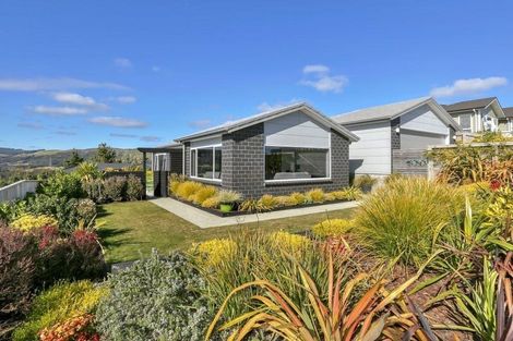 Photo of property in 146 Endeavour Drive, Whitby, Porirua, 5024