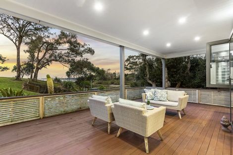 Photo of property in 2/31 Tamaki Drive, Pakuranga, Auckland, 2010