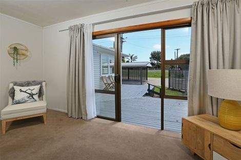 Photo of property in 216a Sturges Road, Henderson, Auckland, 0612