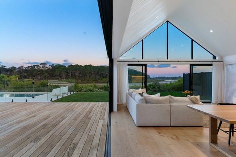 Photo of property in 88 Riverhead Point Drive, Riverhead, 0820