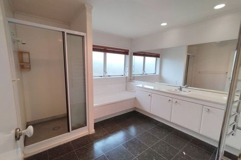 Photo of property in 20 Carriage Close, Northpark, Auckland, 2013