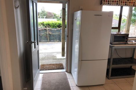 Photo of property in 1/81 Clovelly Road, Bucklands Beach, Auckland, 2012