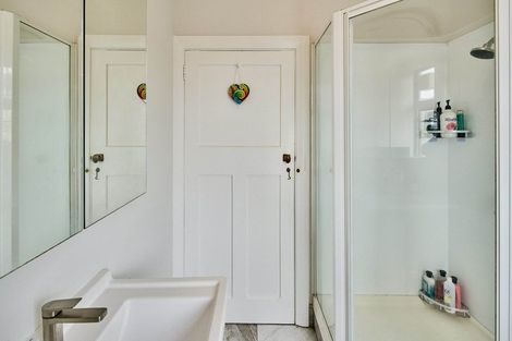 Photo of property in 4/24 Elizabeth Street, Mount Victoria, Wellington, 6011