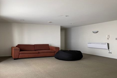 Photo of property in Alpha Apartments, 704/17 Vogel Lane, Auckland Central, Auckland, 1010
