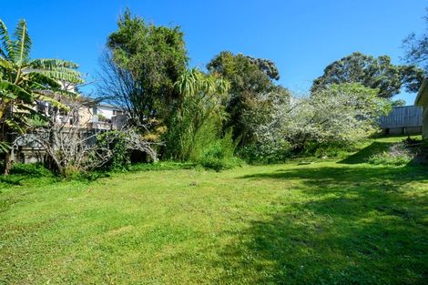 Photo of property in 6 Palmer Avenue, Glen Eden, Auckland, 0602