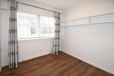 Photo of property in 26 Jaemont Avenue, Te Atatu South, Auckland, 0610