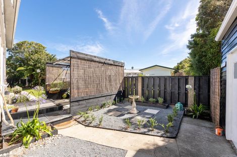 Photo of property in 7 Livet Place, Papakowhai, Porirua, 5024