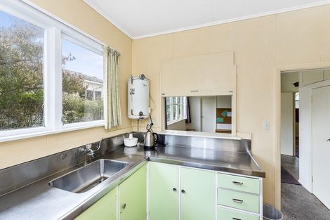 Photo of property in 35 Ocean Road, Paekakariki, 5034