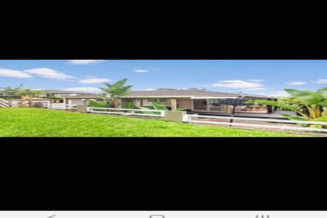 Photo of property in 16 Glenbervie Crescent, Massey, Auckland, 0614