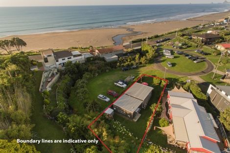 Photo of property in 36b Tasman Parade, Oakura, 4314