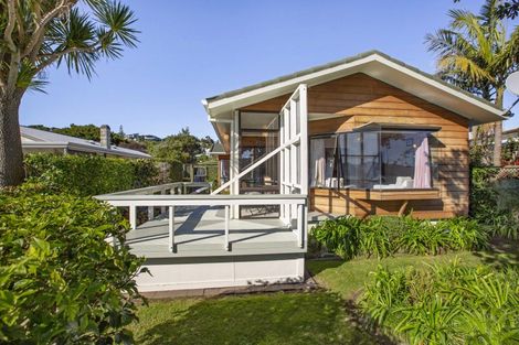 Photo of property in 58a Wallis Street, Raglan, 3225