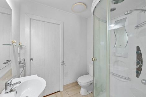 Photo of property in 14 Te Arai Point Road, Te Arai, Wellsford, 0975