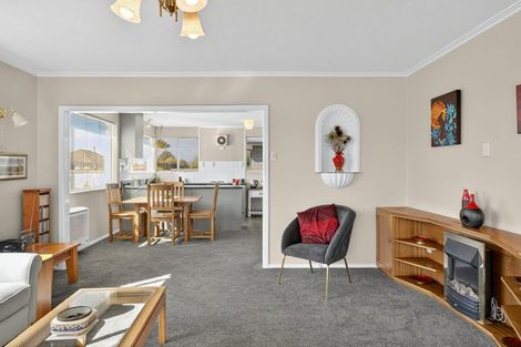 Photo of property in 7 Talltree Avenue, Avonhead, Christchurch, 8042