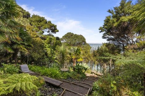 Photo of property in 16 Brigantine Drive, Beach Haven, Auckland, 0626