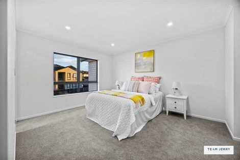 Photo of property in 3 Knockanara Drive, Flat Bush, Auckland, 2019
