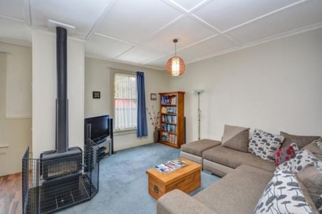 Photo of property in 37 Macandrew Road, South Dunedin, Dunedin, 9012