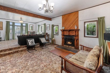 Photo of property in 33 Owhango Road, Owhango, 3990