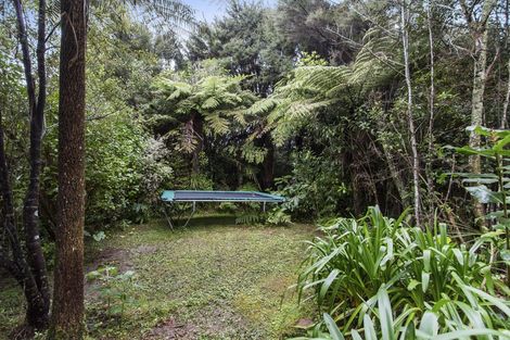 Photo of property in 1024 Scenic Drive North, Swanson, Auckland, 0816
