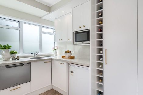 Photo of property in 4 Patros Place, Bucklands Beach, Auckland, 2012