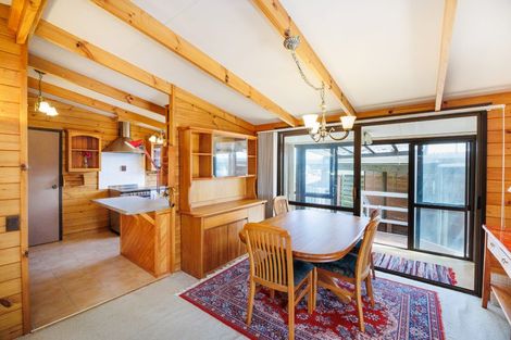 Photo of property in 1 Peter Hall Drive, Kelvin Grove, Palmerston North, 4414