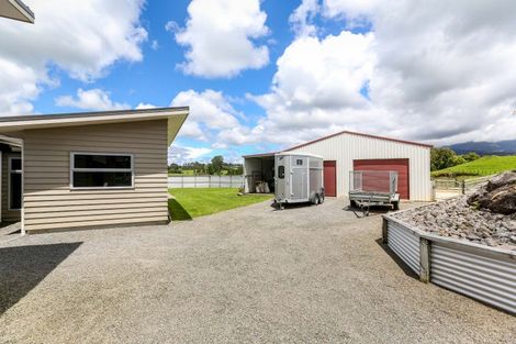 Photo of property in 1375 Carrington Road, Hurworth, New Plymouth, 4371