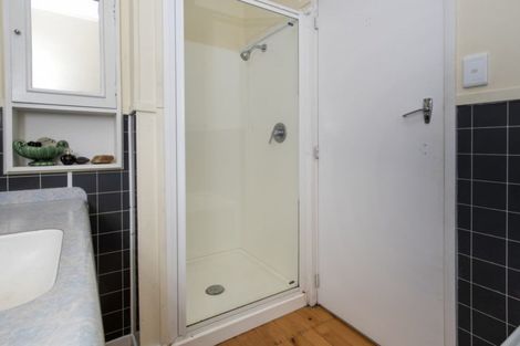 Photo of property in 30 Lee Street, Te Puke, 3119