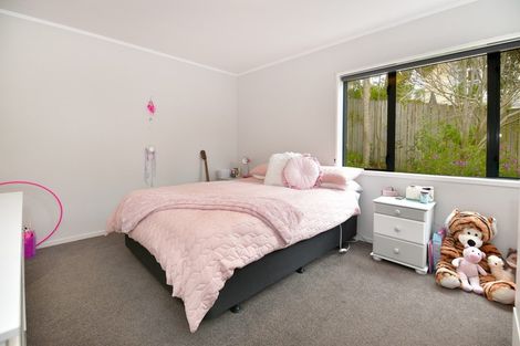 Photo of property in 24 Coralsea Way, Arkles Bay, Whangaparaoa, 0932