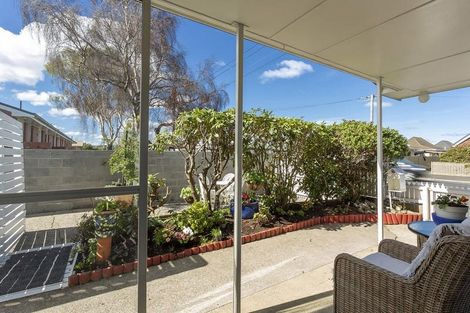 Photo of property in 160 Macandrew Road, South Dunedin, Dunedin, 9012