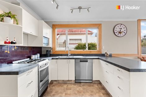 Photo of property in 47 Queens Drive, Saint Kilda, Dunedin, 9012