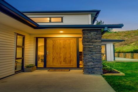 Photo of property in 75 Banks Boulevard, Whitby, Porirua, 5024