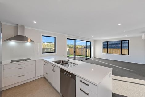 Photo of property in 62 Whakaturou Crescent, Pyes Pa, Tauranga, 3112