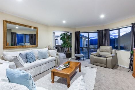 Photo of property in 48 Kahurangi Heights, Aotea, Porirua, 5024