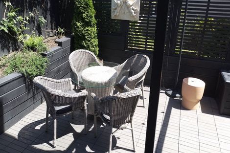 Photo of property in 1/2 Heathcote Road, Castor Bay, Auckland, 0620