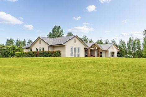 Photo of property in 98 Oxford Street, Martinborough, 5711