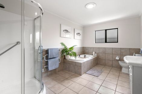 Photo of property in 9a Hogg Crescent, Masterton, 5810