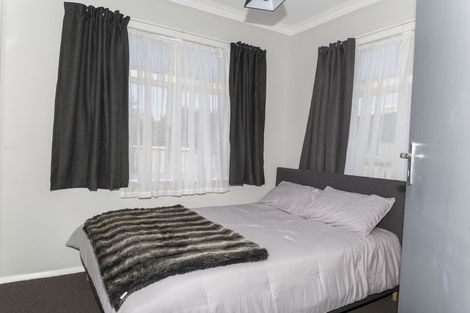 Photo of property in 22 Trafalgar Street, Dannevirke, 4930