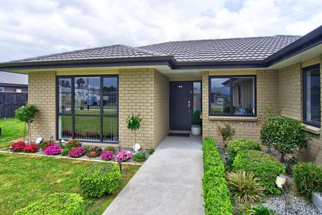Photo of property in 13 Hartley Avenue, Carterton, 5713