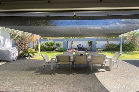 Photo of property in 5 Waiora Place, Pyes Pa, Tauranga, 3112