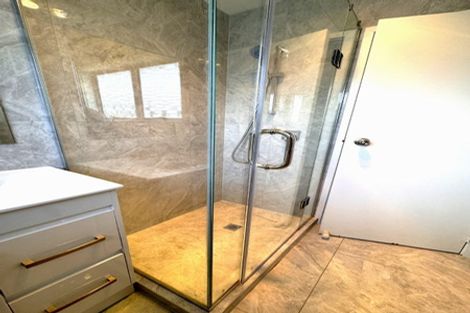 Photo of property in 20 Camphora Place, Ranui, Auckland, 0612