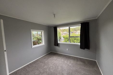 Photo of property in 40 Cumberland Street, Merrilands, New Plymouth, 4312