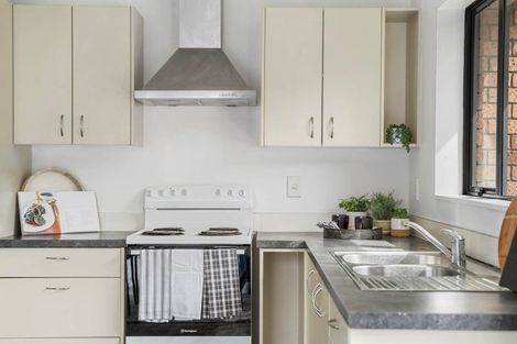 Photo of property in 80 Robert Skelton Place, Clendon Park, Auckland, 2103