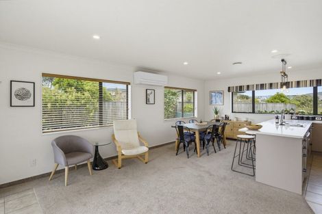 Photo of property in 1 William Noel Place, Waikanae Beach, Waikanae, 5036
