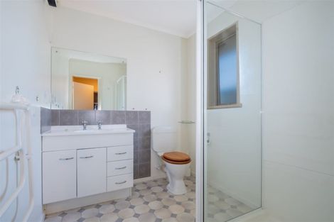 Photo of property in 10 Whiting Drive, Wakefield, 7025