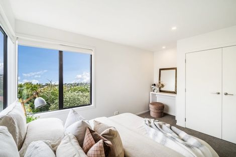 Photo of property in 5c Nea Place, Hillcrest, Auckland, 0627