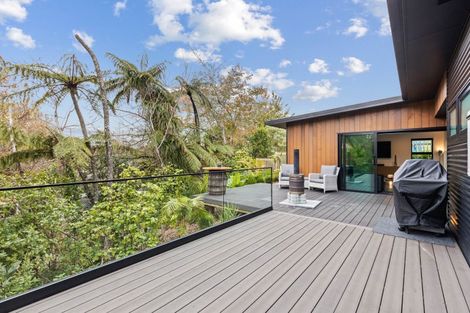 Photo of property in 12 Mackillop Way, Brooklands, New Plymouth, 4310