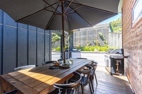 Photo of property in 4a Ryan Grove, Tawa, Wellington, 5028