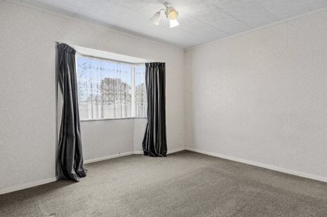 Photo of property in 82 Grace Crescent, Richmond Heights, Taupo, 3330